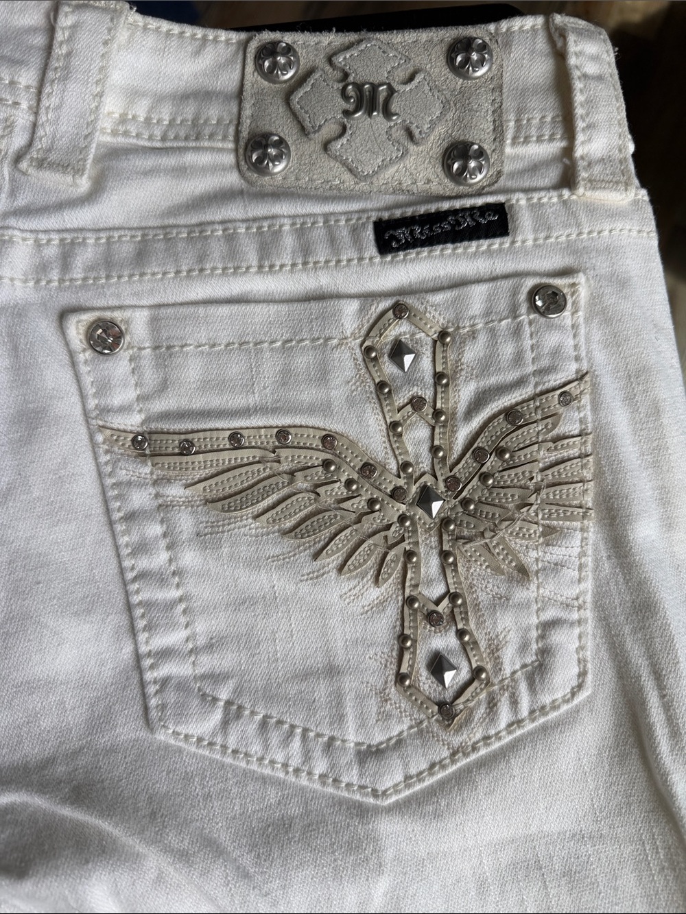 Miss Me White Skinny Jeans with Rhinestone Wing Pocket